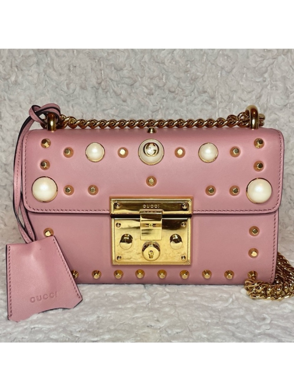 GUCCI Pearl studded Pink leather gold chain crossbody padlock one bag